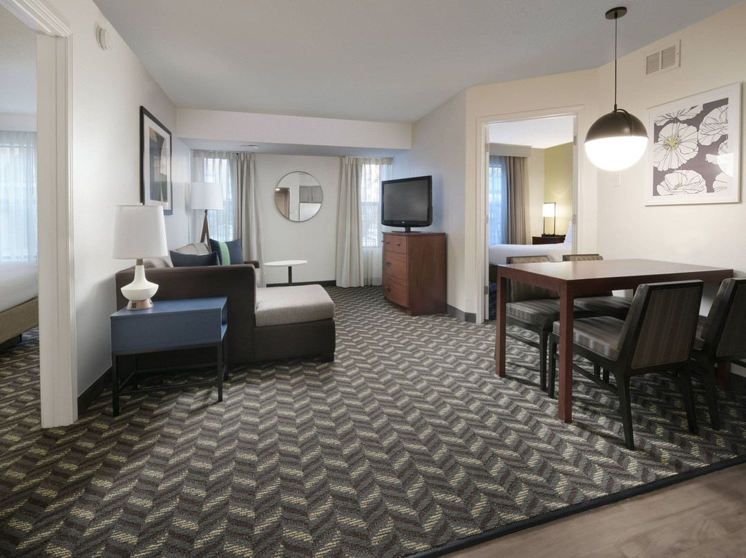 Residence Inn by Marriott Dallas Addison/Quorum Drive主图