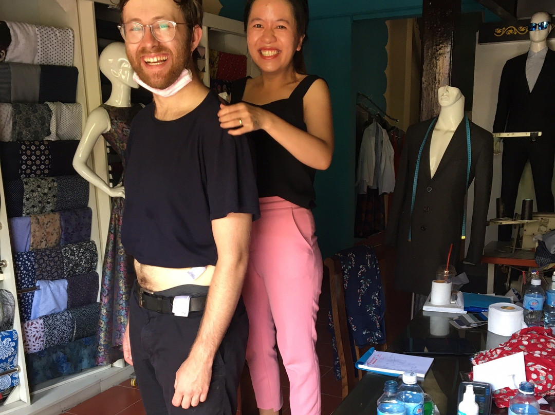 Y Tailor-会安必去景点