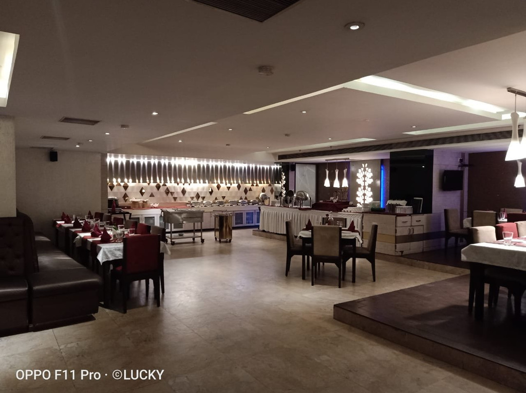 Sapna Clarks Inn主图