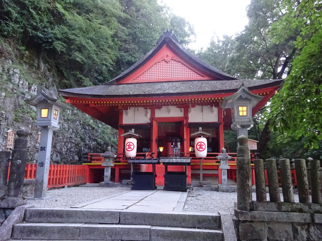 Izutama Shrine景点图片