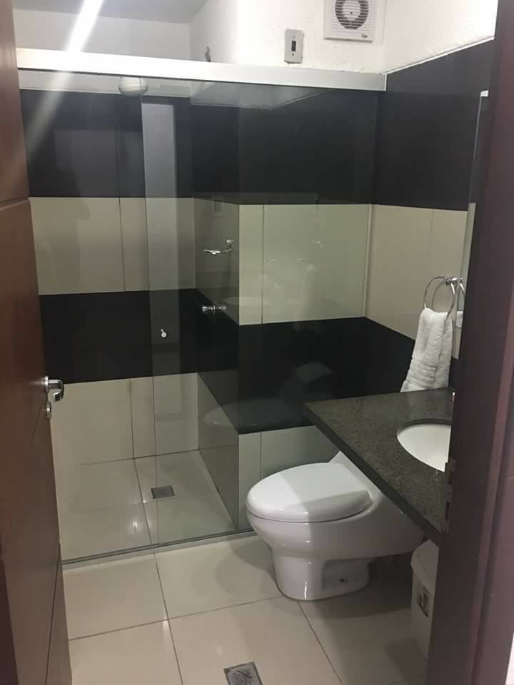 Suites Apart Hotel Ortiz-浴室