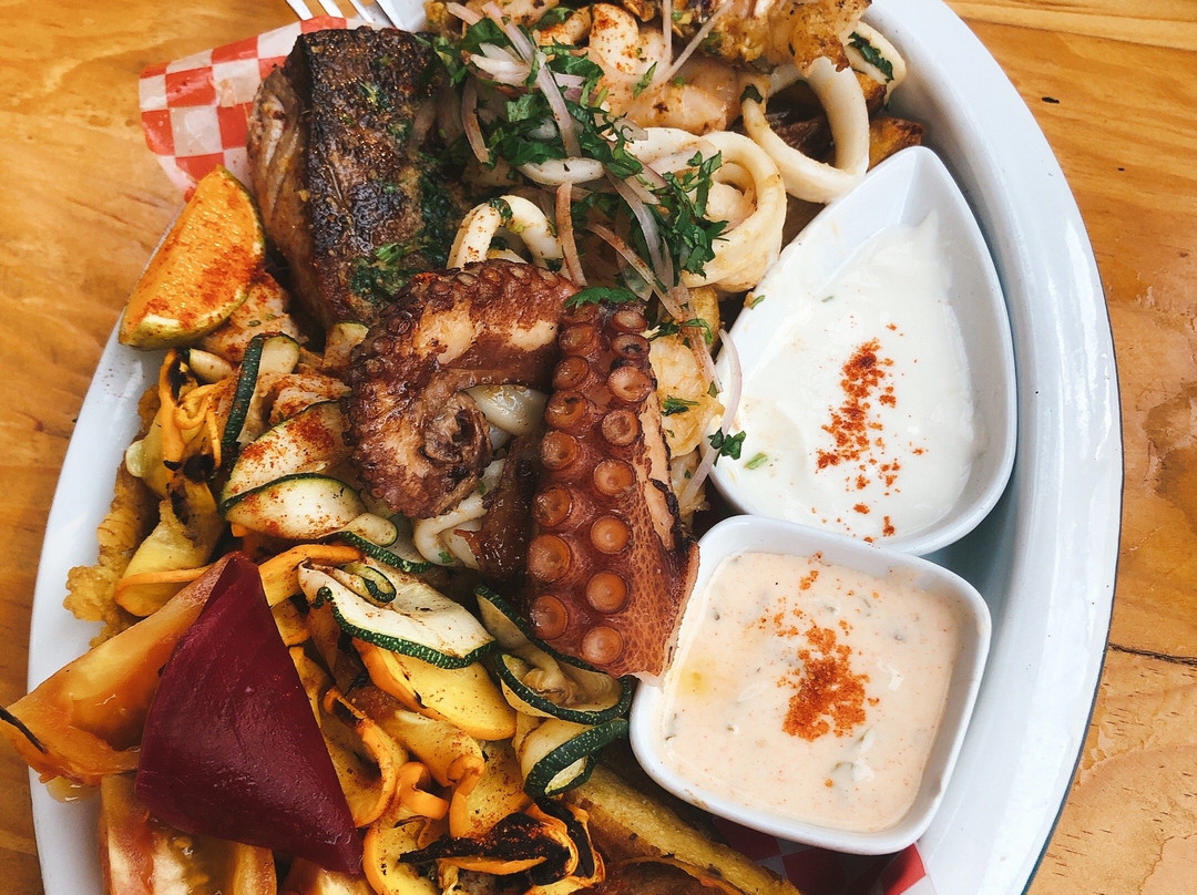 Buritaca餐馆和美食-La Linda