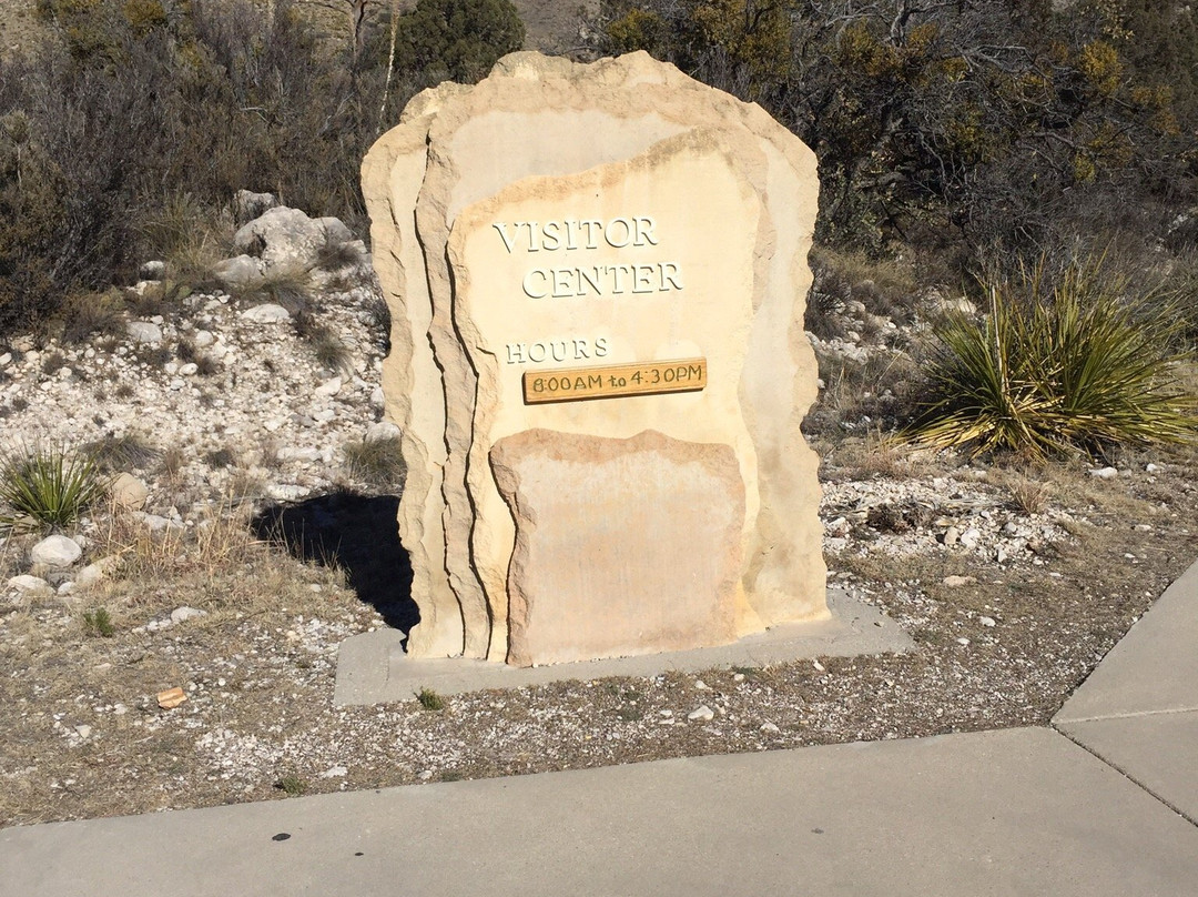 Pine Springs Visitor Center景点图片