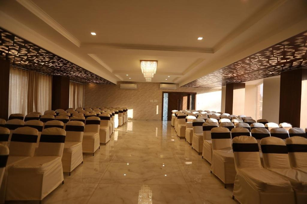 Hotel Aaliya主图