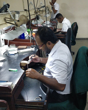 Hemachandras (Kandy) Limited Jewellers-康提必去景点