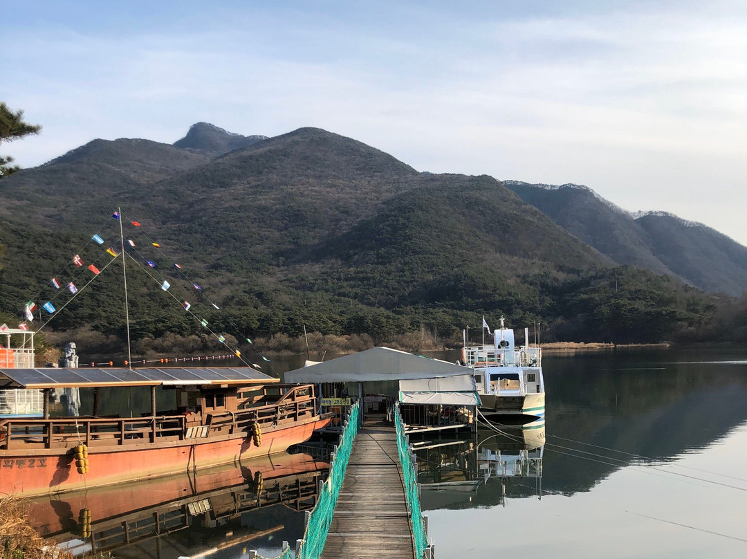 槐山郡餐馆和美食-Cheongcheon Olgaengi Hangover Cure Soup