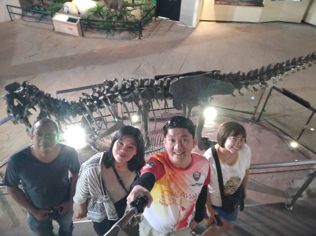 Sirindhorn Museum and Phu Kum Khao Dinosaur Excavation Site景点图片