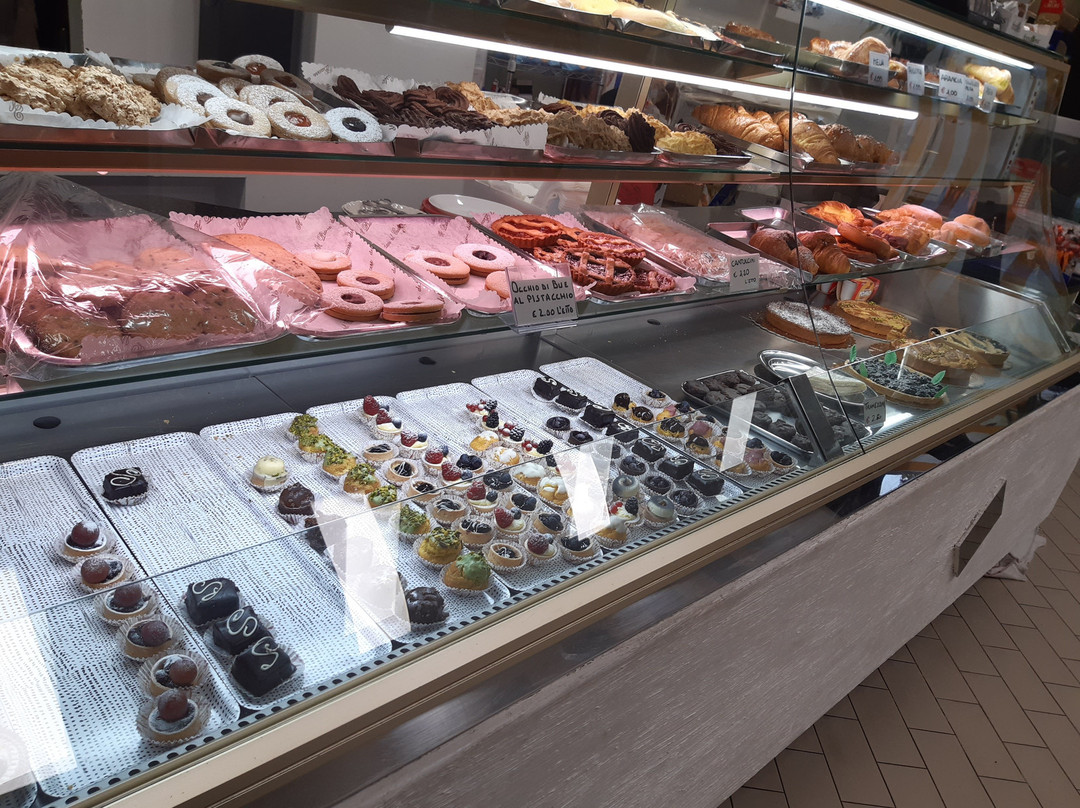 Bar Pasticceria Ronchi - Dolci Note-Marina di Massa必去景点