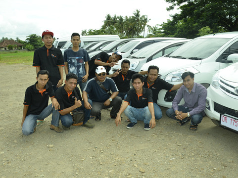 Sewa Mobil Lombok Terbaik-马塔兰必去景点