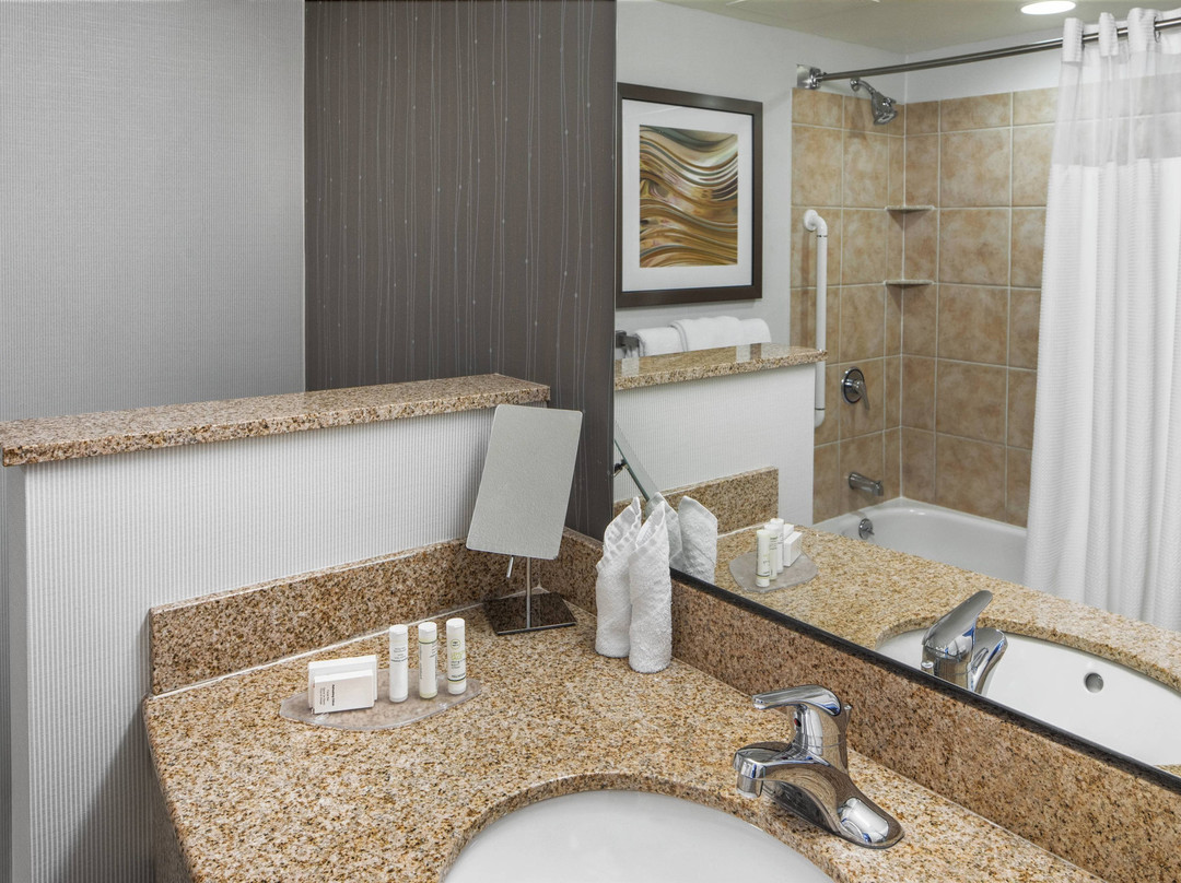 Courtyard by Marriott Stamford Downtown主图