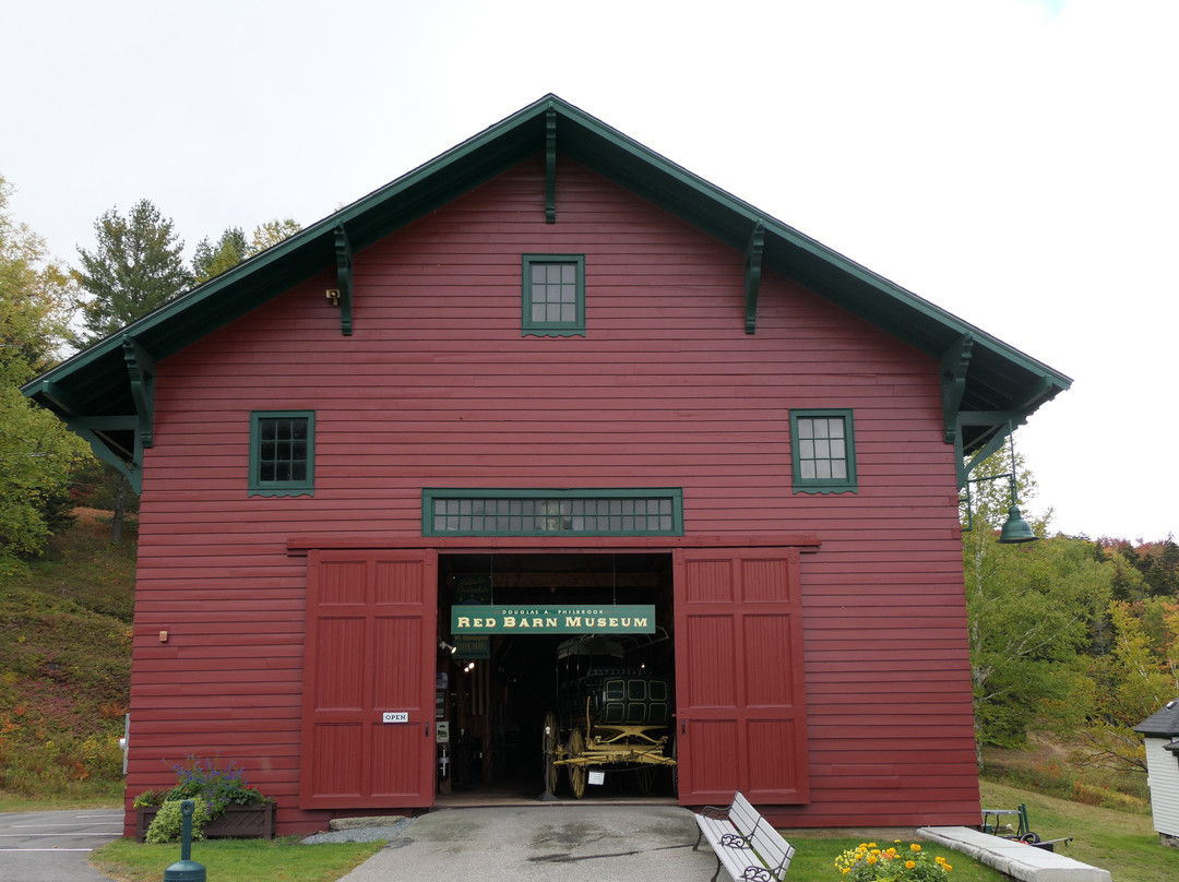 Douglas A. Philbrook Red Barn Museum景点图片