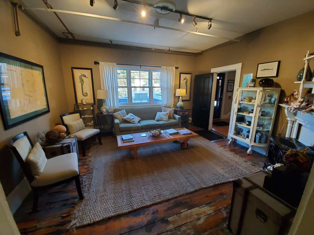 Woods Hole Inn主图