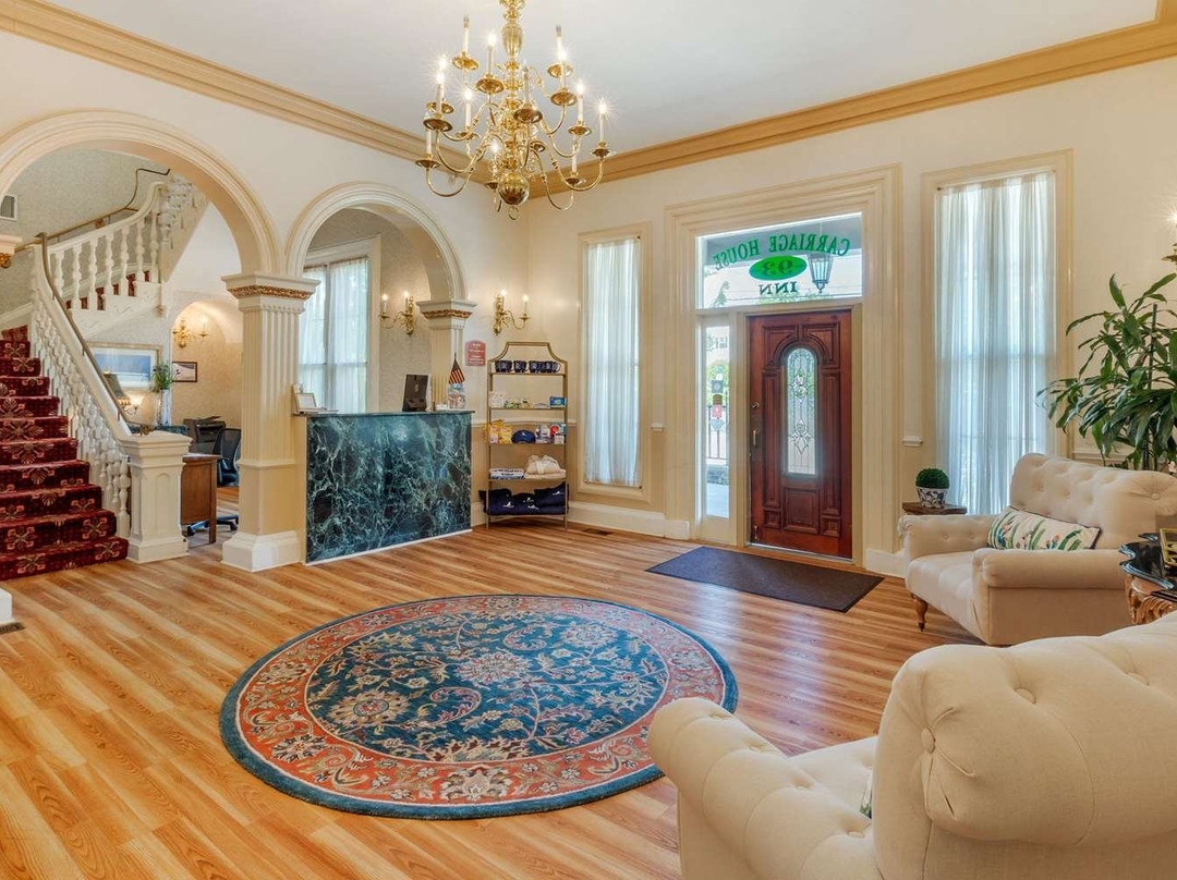 The Carriage House Inn Newport