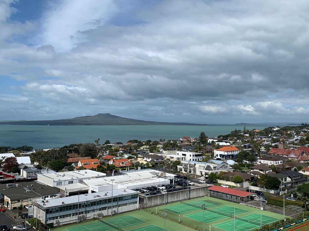 拜伦斯宾塞酒店主图
