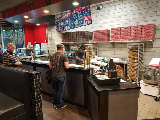 1000 Degrees Pizza Salad Wings