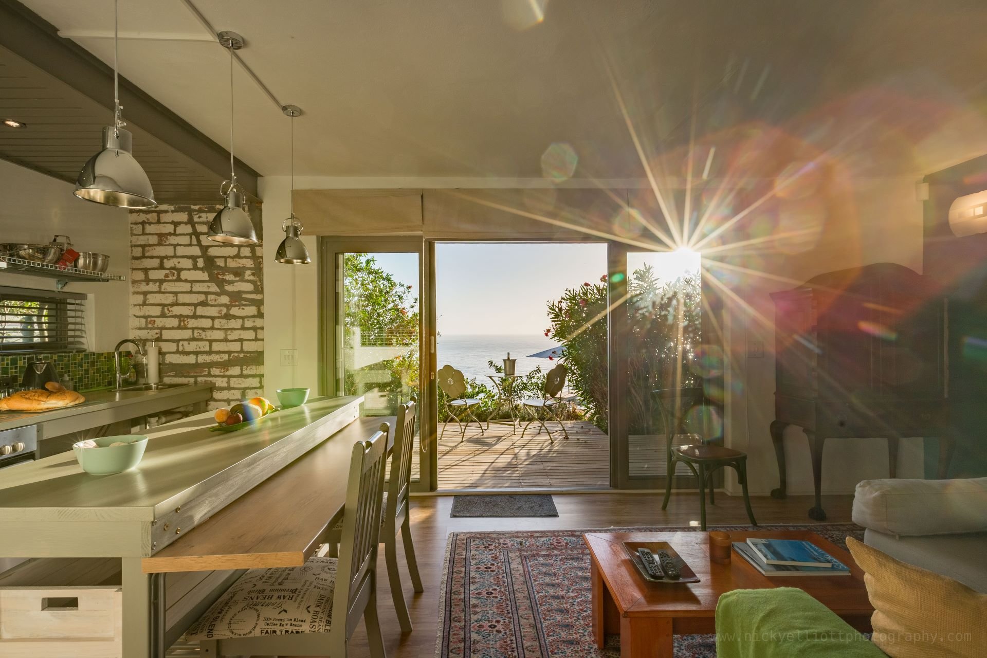 Watercolours Studios-官方