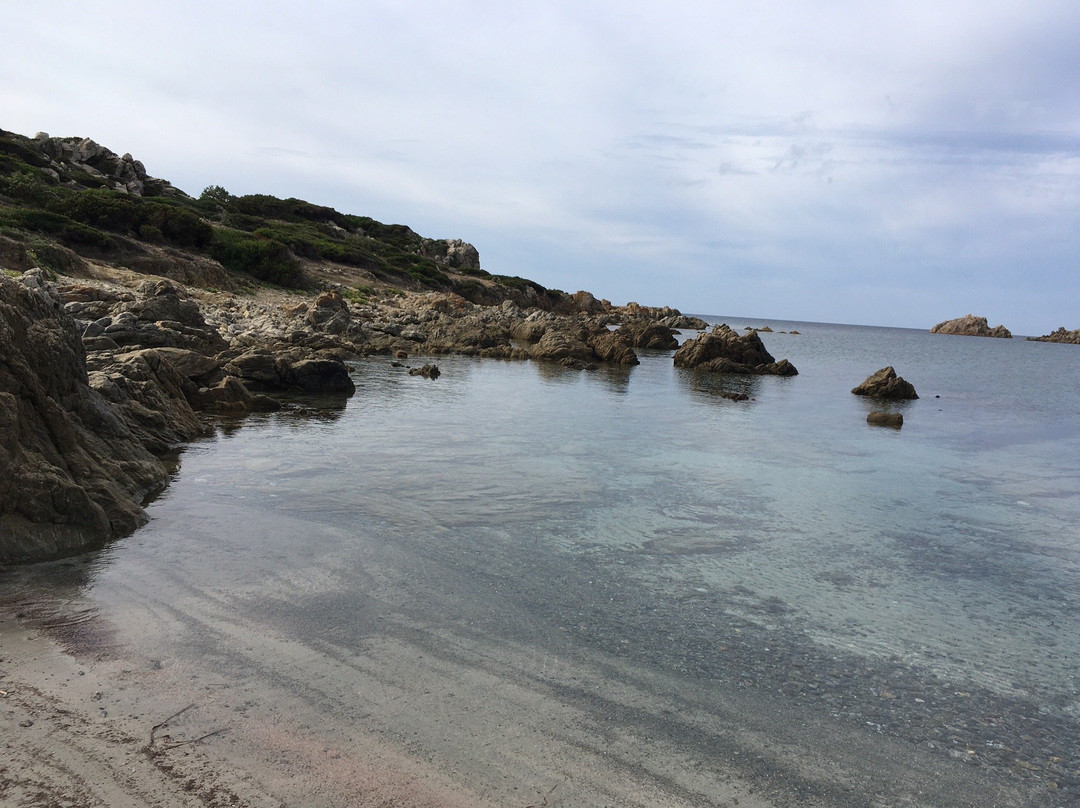 Spiaggia Lu Pultiddolu-圣特雷莎加卢拉必去景点