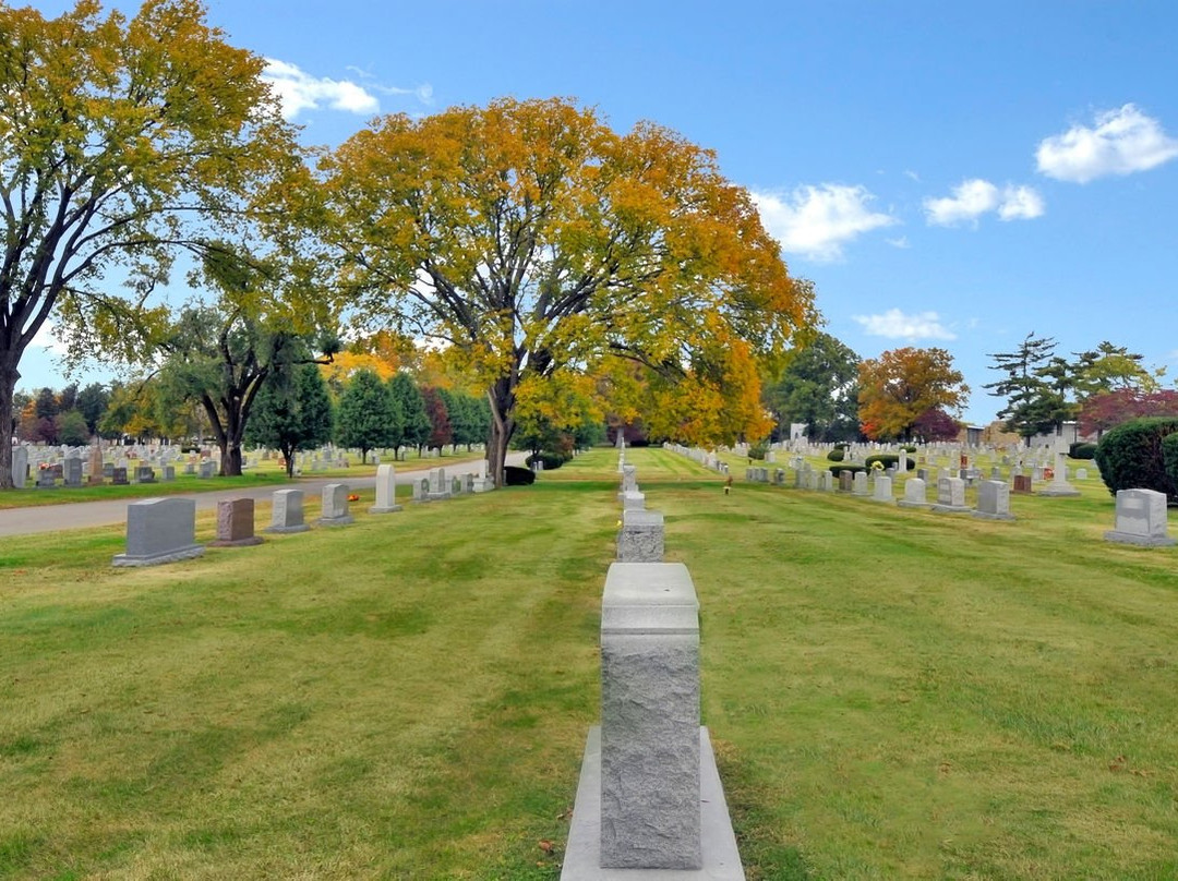 Arch L Heady At Resthaven Resthaven Memorial Park-路易斯维尔必去景点