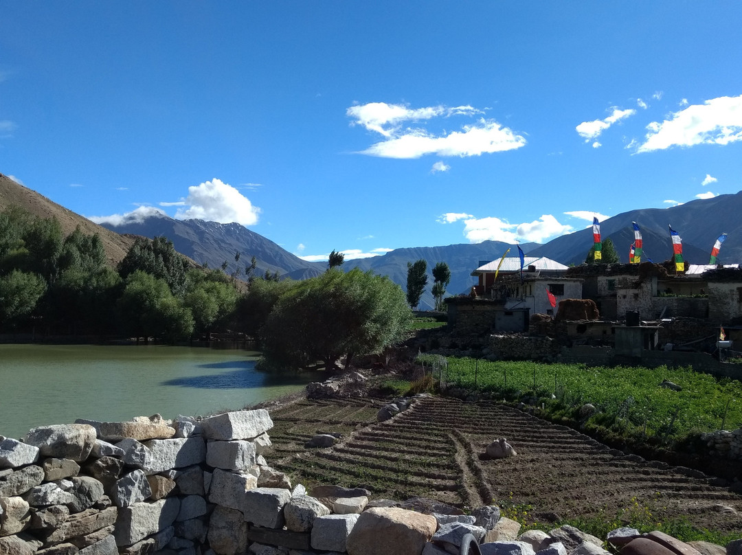 Nako Lake景点图片