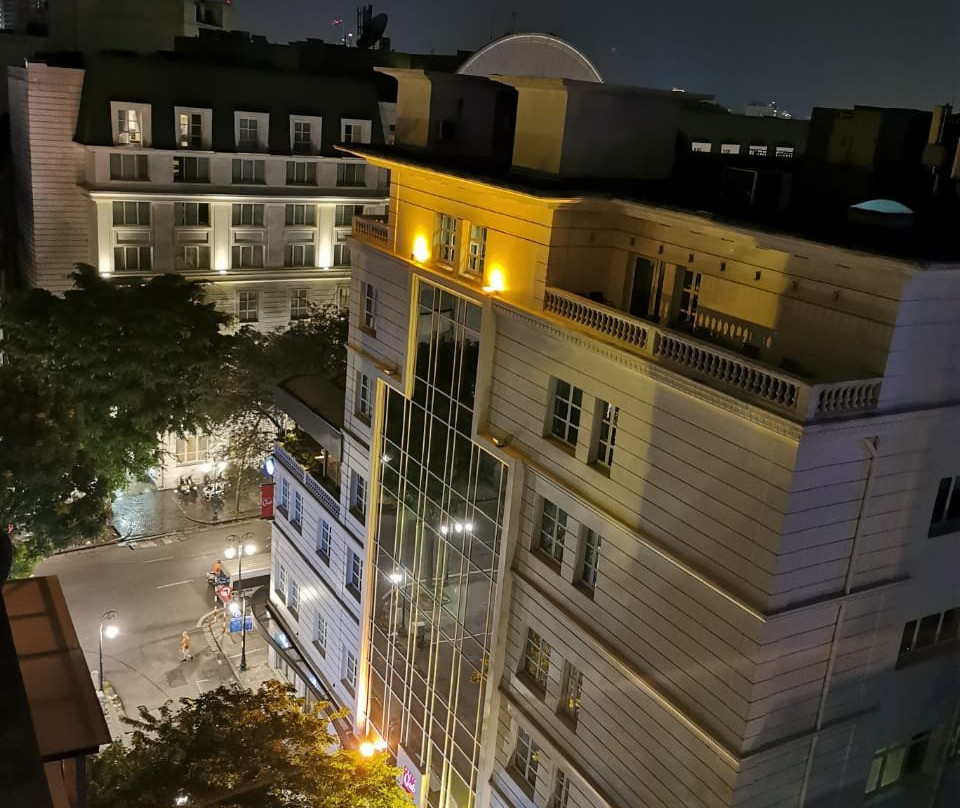 针叶树精品酒店主图