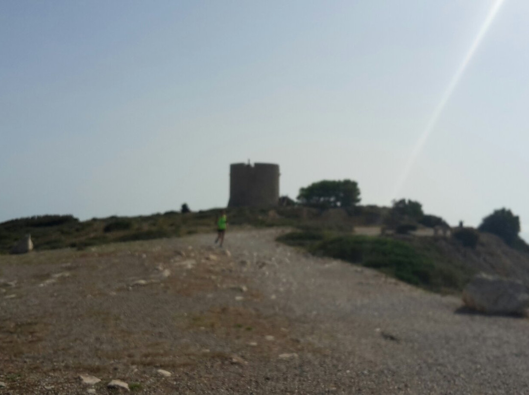 Torre de Montgo景点图片