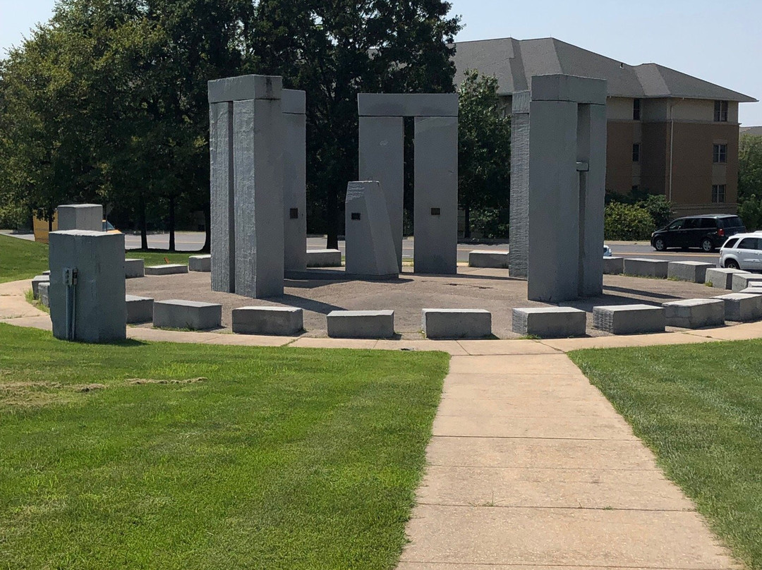 Stonehenge at Missouri S&T-罗拉必去景点