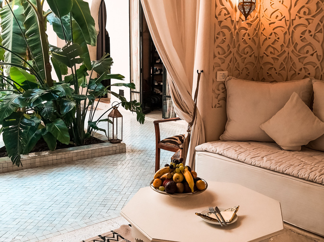 里亚德克瑞迪尼酒店主图