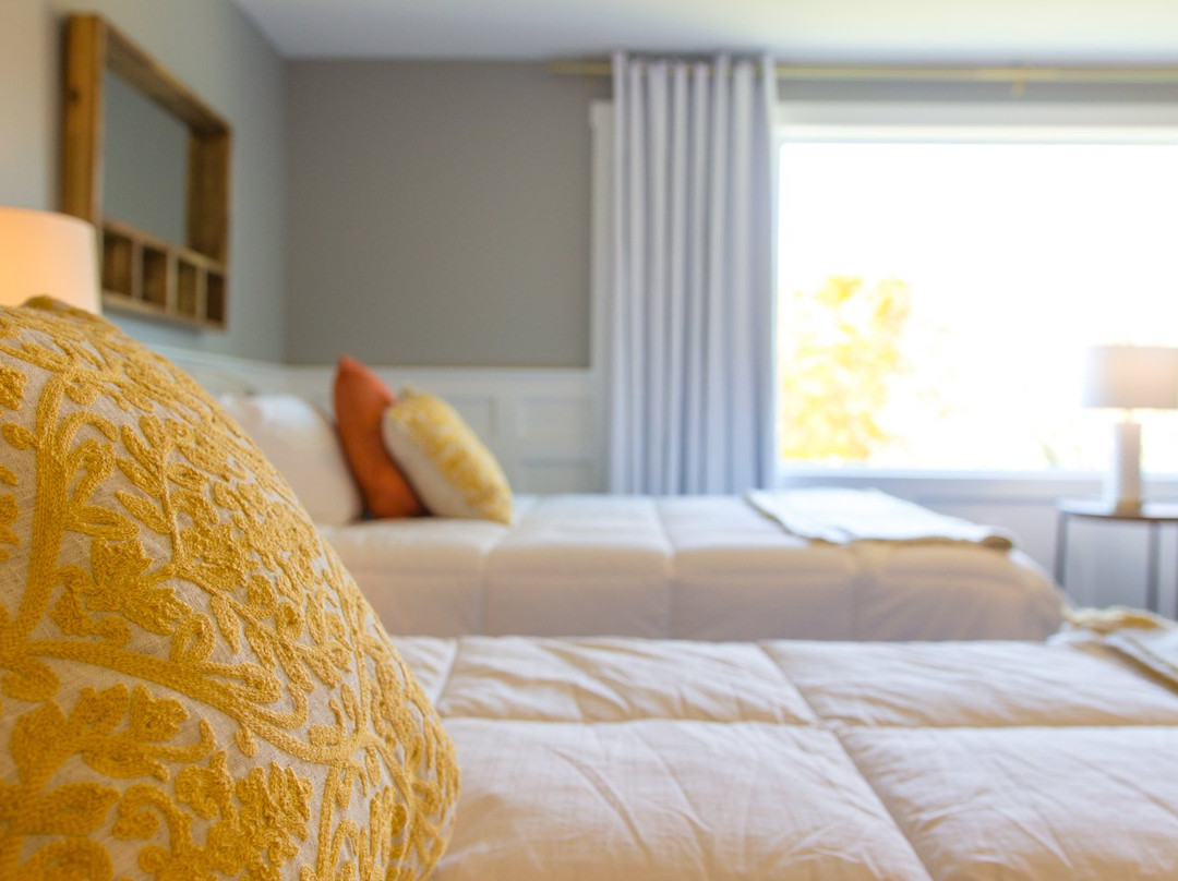 The Edgewood Inn主图