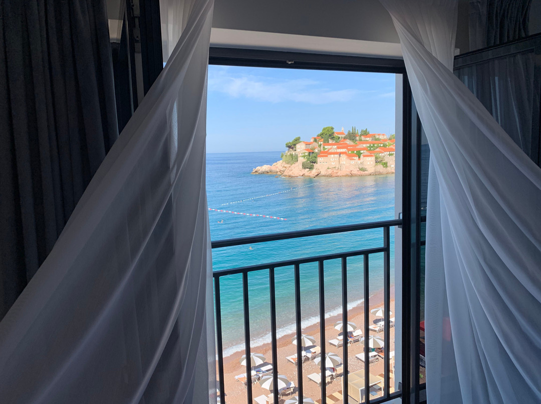 Hotel California主图