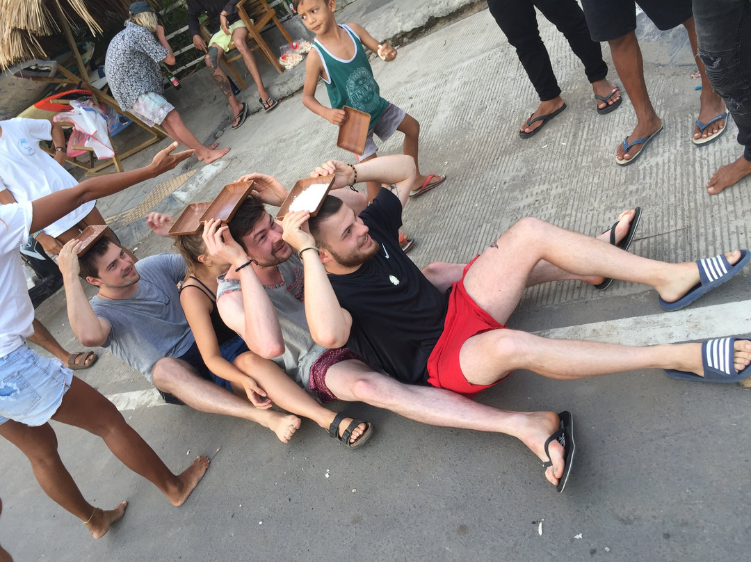 DHM Surf Camp-Kuta必去景点