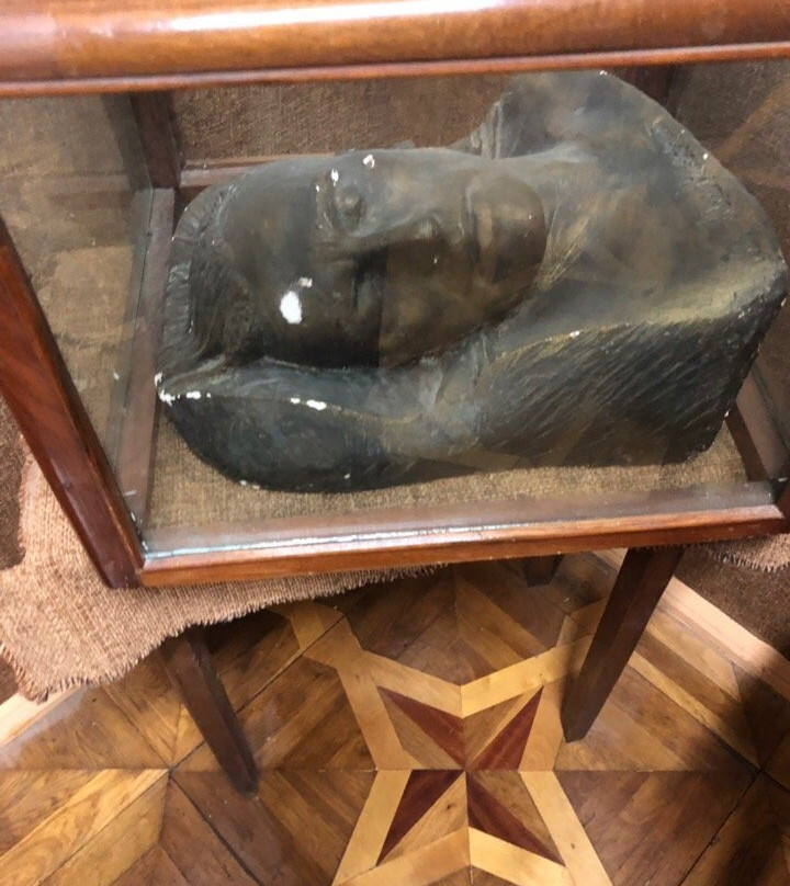 House Museum of Mayakovskiy-Bagdati必去景点