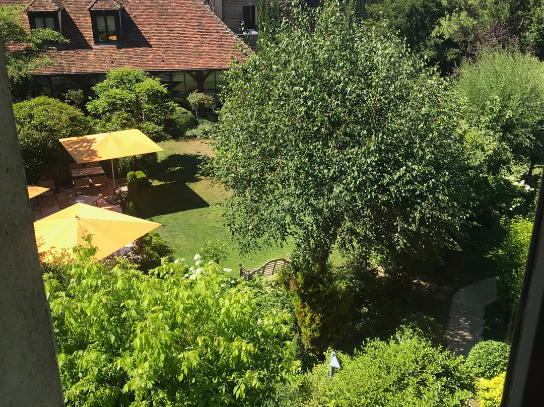 Le Relais Bernard Loiseau主图