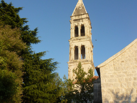 Franjevacki Samostan Blazene Djevice Marije-玛卡沙必去景点