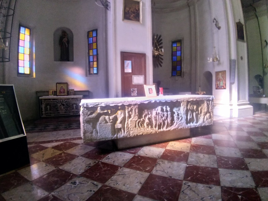 Parrocchia Del Santo Sepolcro-皮亚琴察必去景点