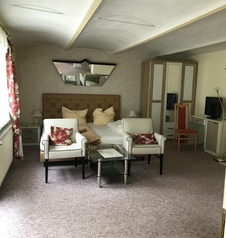 沃德瑞斯塔&约翰尼斯鲁酒店主图