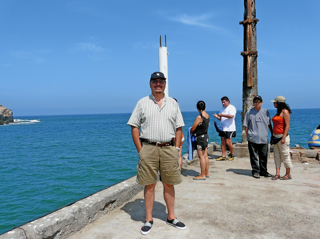 Muelle de Cerro Azul-Cerro Azul必去景点