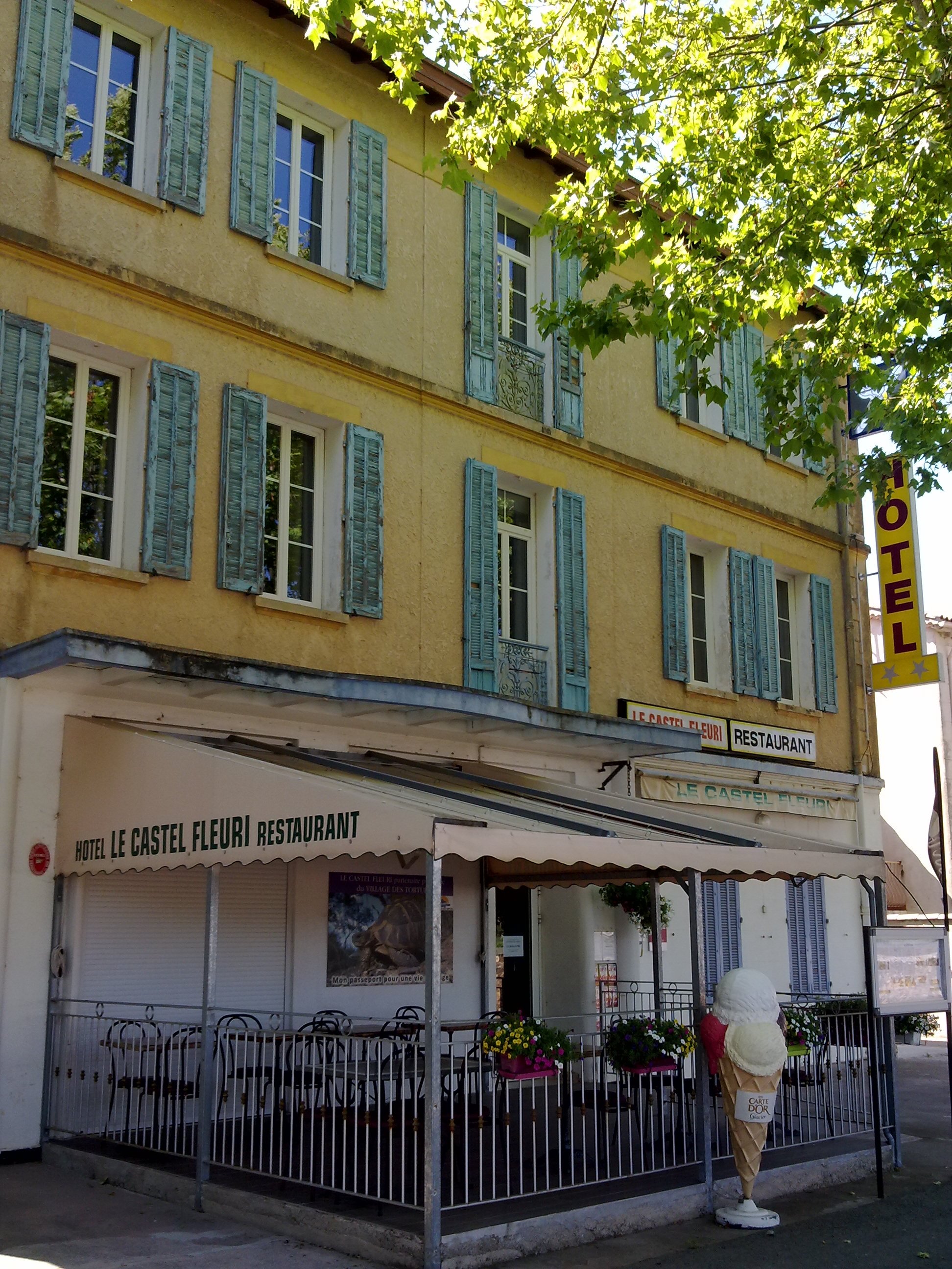 Hotel Restaurant Le Castel Fleuri-浴室