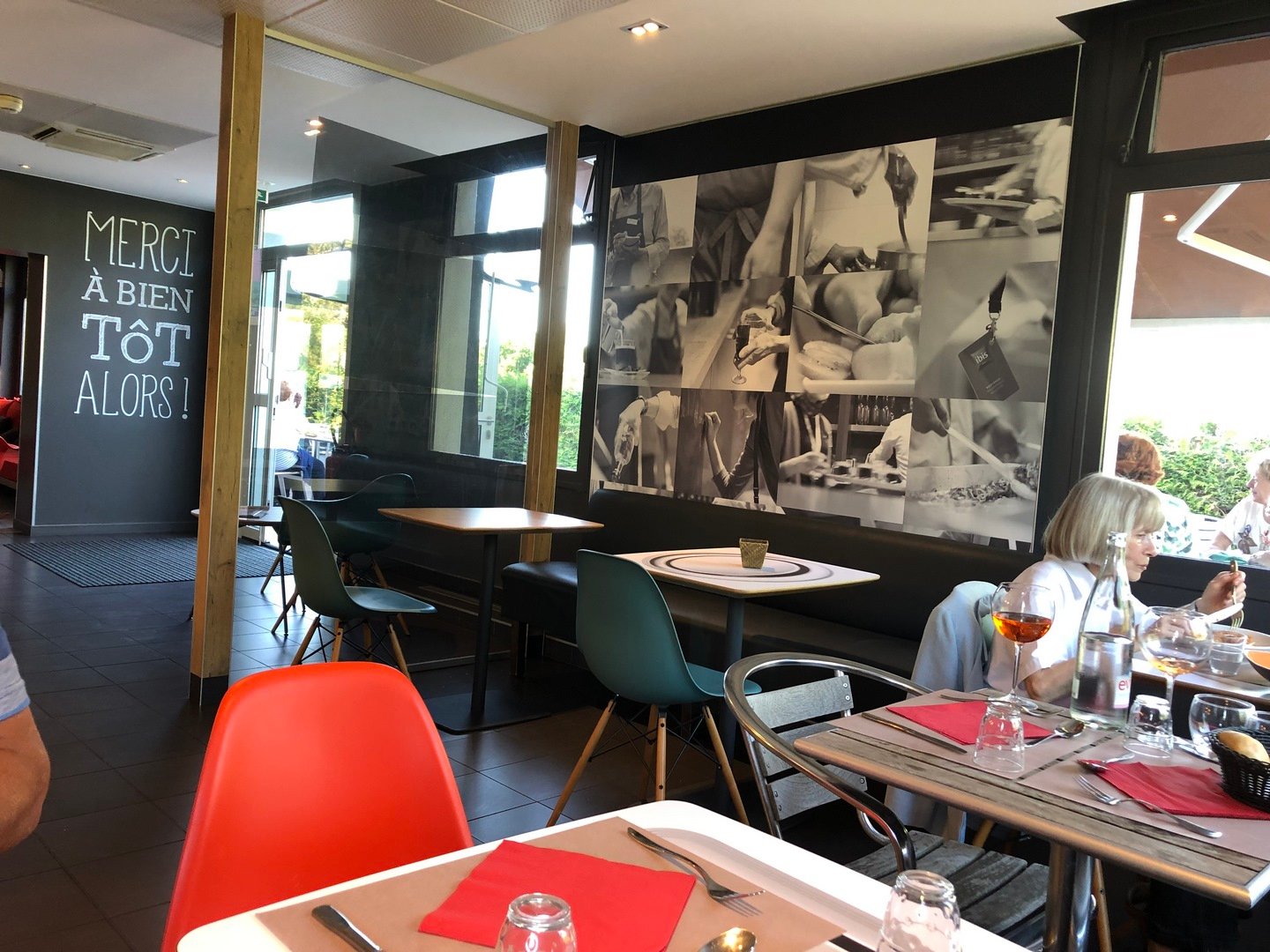 宜必思米卢斯拿破仑酒店-餐饮