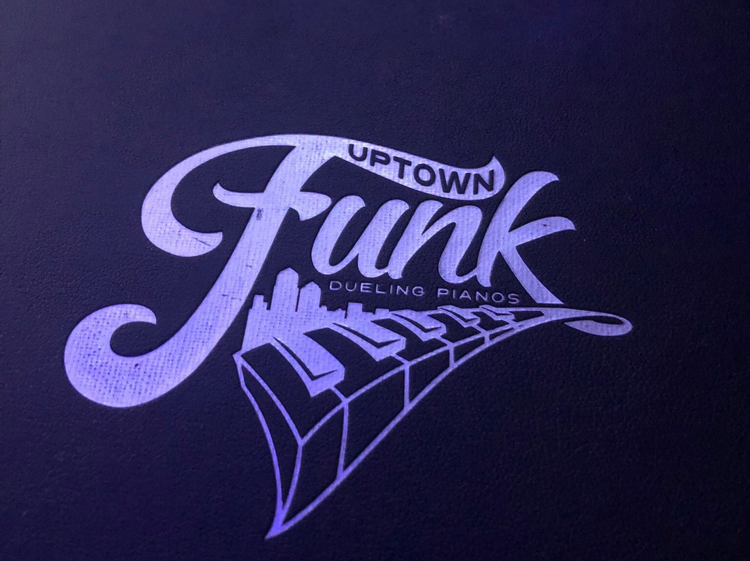 Uptown Funk Dueling Pianos景点图片