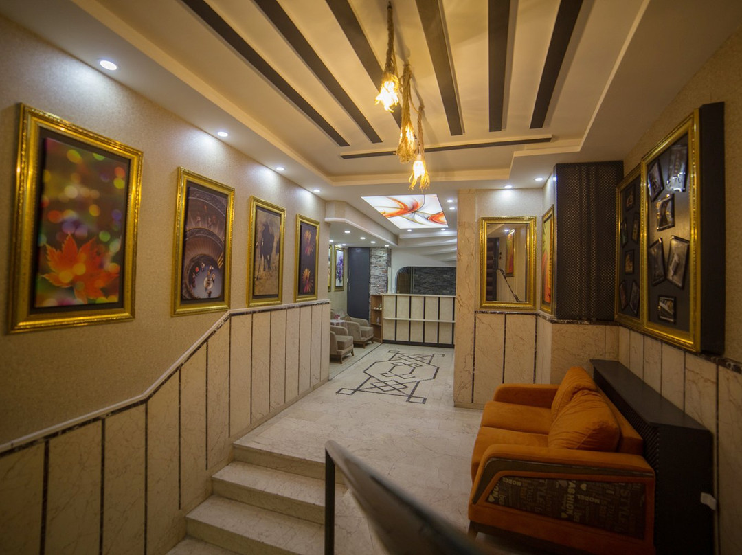 Adaras Hotel