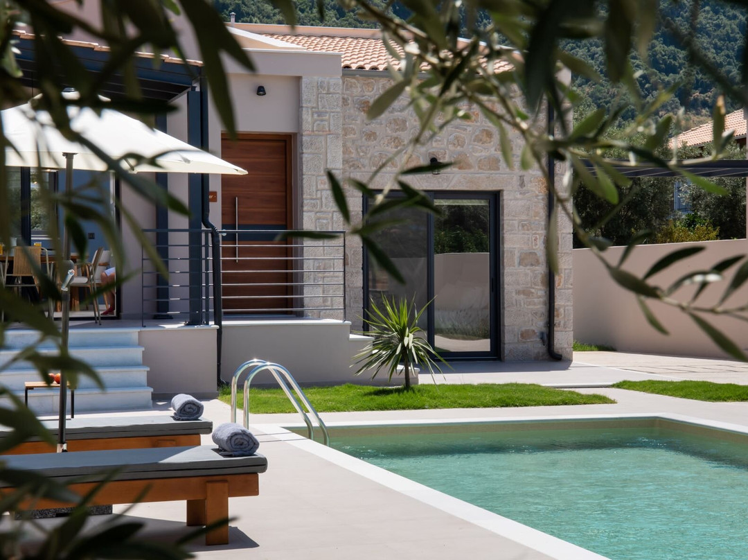 Rizomata Luxury Villas