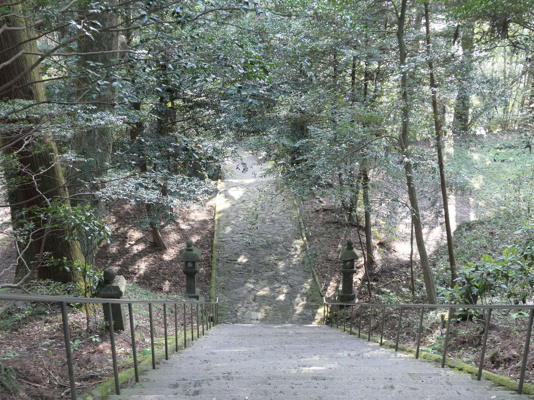 Kushifuru Shrine景点图片