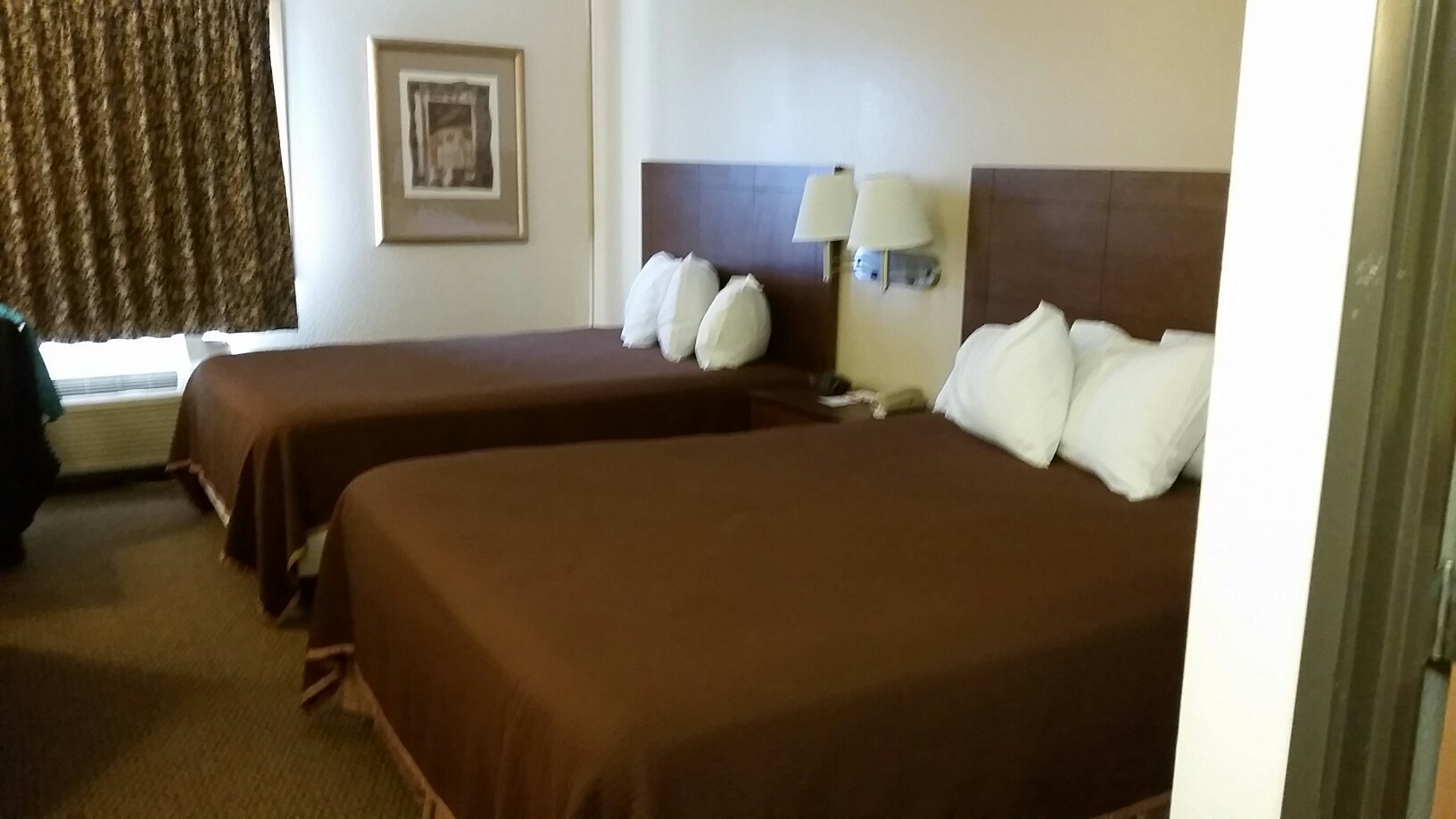 Golden Buffalo Hotel-官方