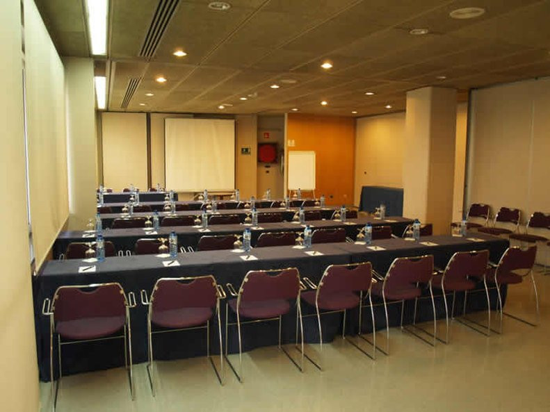 Hotel Granollers主图