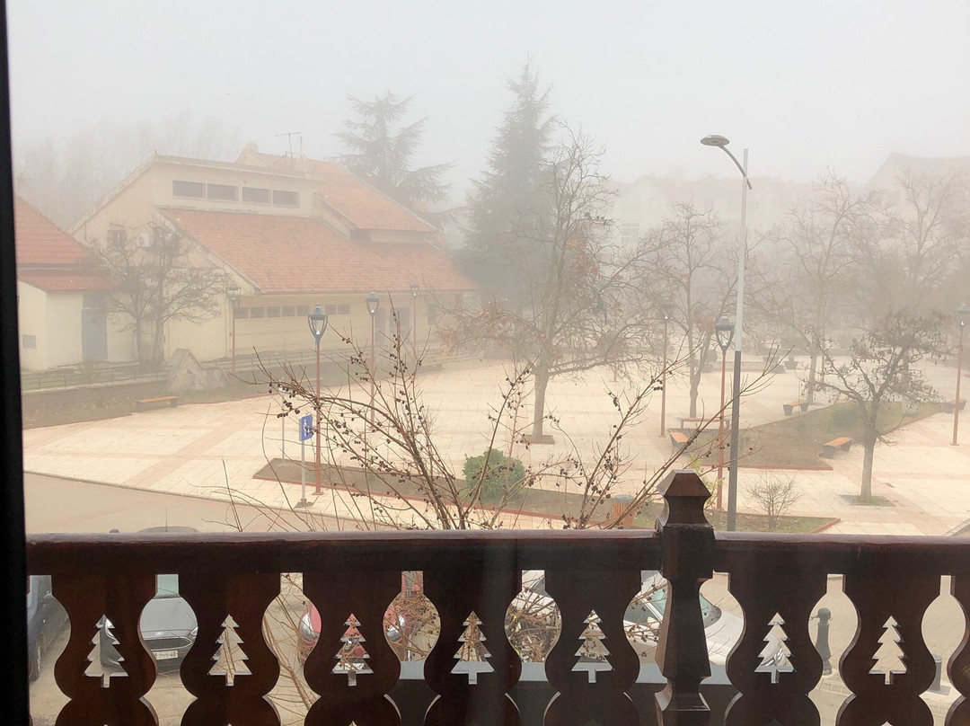 L'empreinte d'Ifrane主图