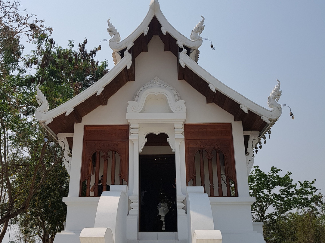 Wat Thip Apson Amon In-滕浓隆必去景点