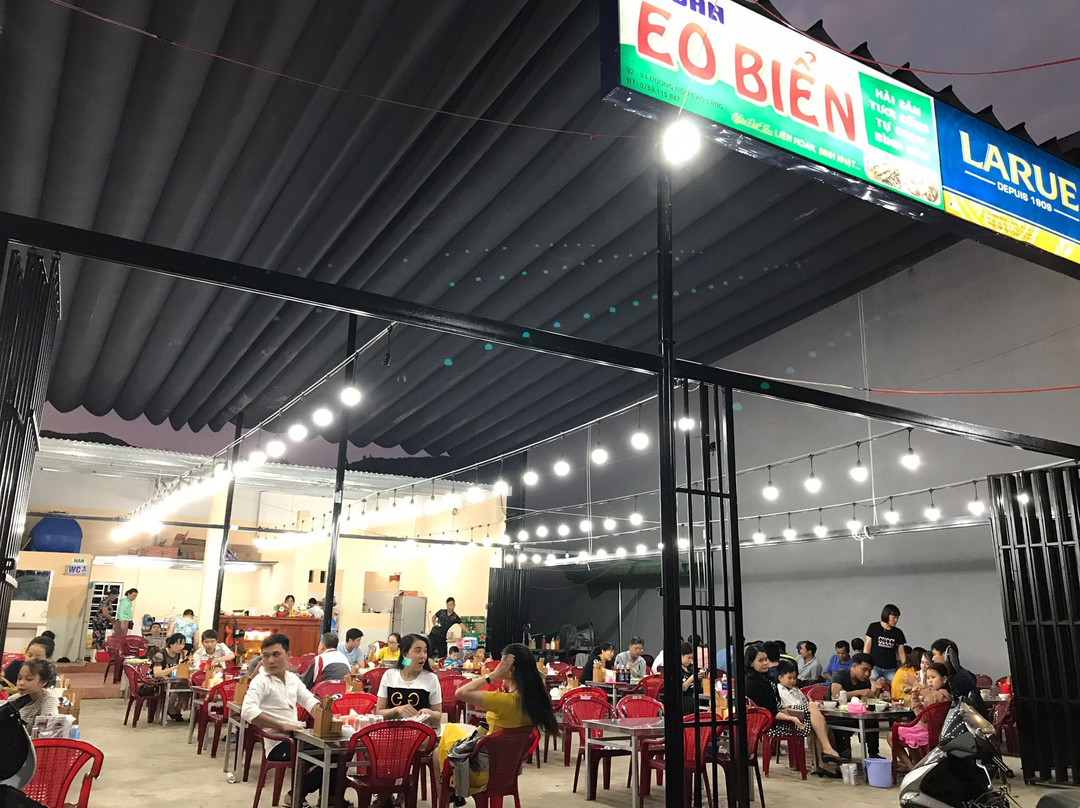 Tho Quang餐馆和美食-Hai San Eo Bien