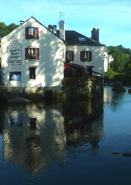 Centre Historique de Pont-Aven-阿凡桥必去景点