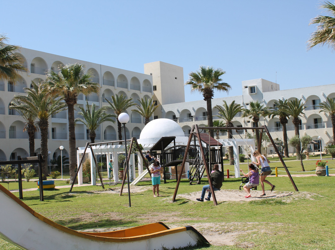 迈赫迪普利玛索酒店主图