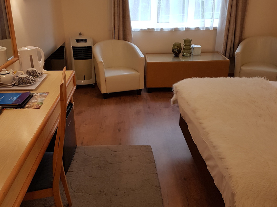 Travel Plaza Hotel主图